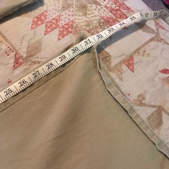 🤑5/$25🤑 Delias’s “Perry” Khaki Pants Size 15/16 - Picture 4 of 8